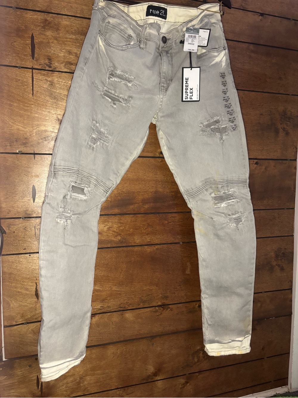 Rue21 Men's Light Gray Distressed Skinny Jeans